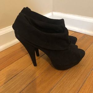 Z London Black Peep Toe High Heel Booties